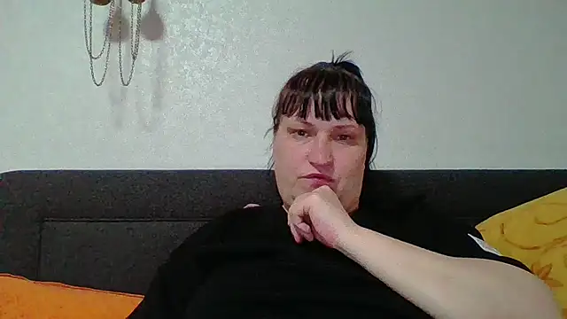  squirty cum lady  online show from March 8, 2026, 8:01 pm