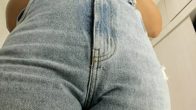 Snapshot of Amelia_Debora_Antonella chatting on February 9, 2026, 2:15 pm Amelia Debora Antonella online show from February 9, 2026, 2:15 pm