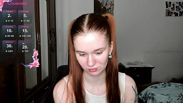 EmilySoul online show from February 21, 2025, 8:38 pm