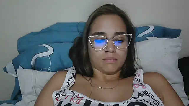trianabell online show from June 22, 2026, 3:25 am