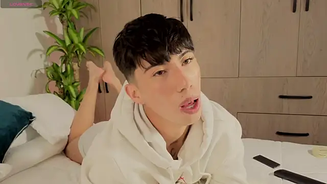 FabianPriince online show from September 26, 2025, 9:43 pm