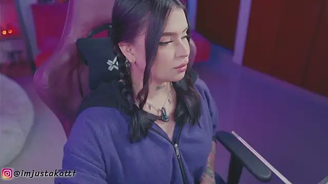 Snapshot of sensualkattt chatting on February 22, 2026, 1:08 am sensualkattt online show from February 22, 2026, 1:08 am