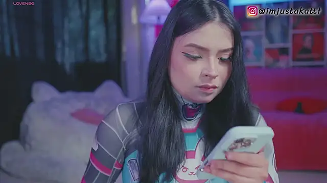 Snapshot of sensualkattt chatting on March 15, 2026, 3:08 pm sensualkattt online show from March 15, 2026, 3:08 pm