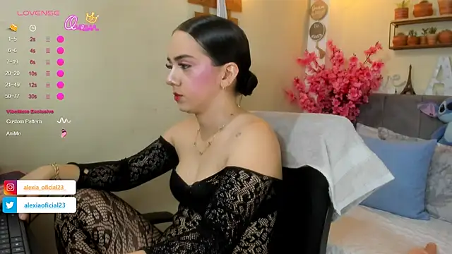 Snapshot of Alexia_Sweet_x chatting on July 22, 2026, 2:19 pm Alexia Sweet x online show from July 22, 2026, 2:19 pm