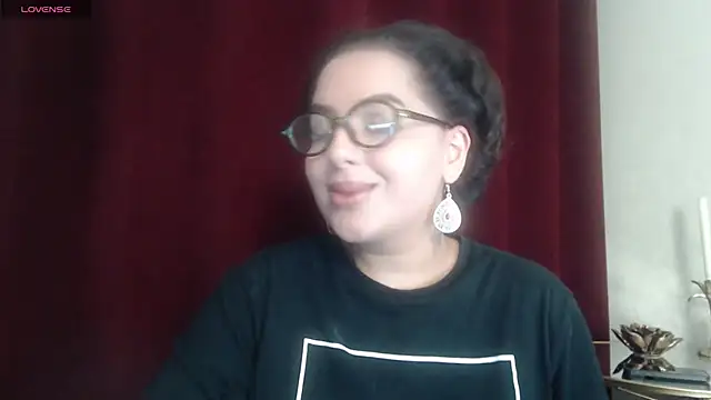 BustyAllyy online show from September 11, 2025, 5:35 pm