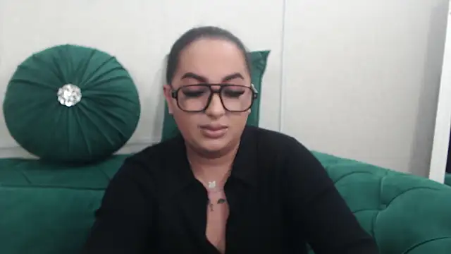 BustyAllyy online show from April 21, 2026, 8:48 pm