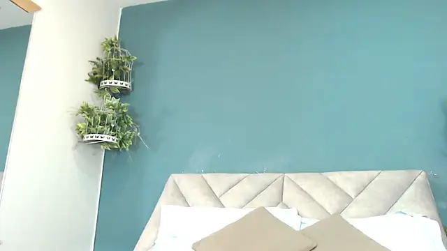 SharisWillian online show from June 10, 2026, 3:41 am