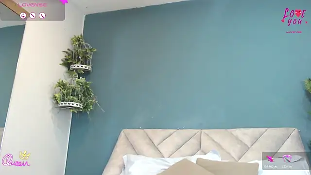 SharisWillian online show from June 19, 2026, 3:56 am