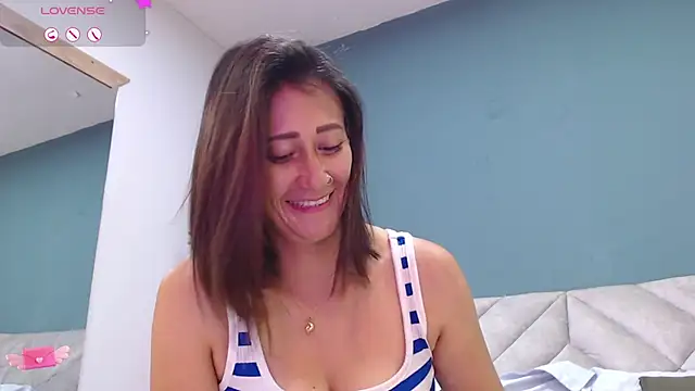 SharisWillian online show from March 22, 2025, 8:51 am