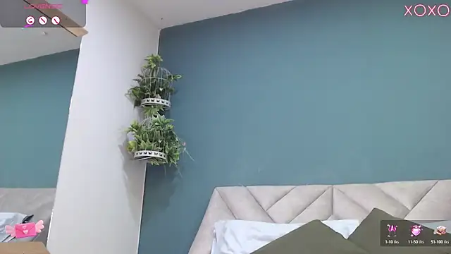 SharisWillian online show from October 10, 2025, 4:24 am