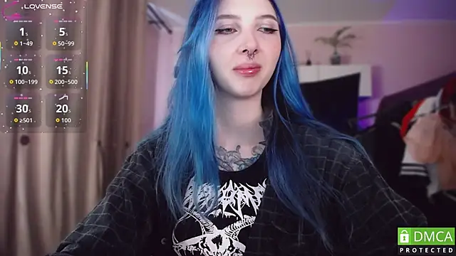 JustMeowGirl online show from January 14, 2026, 5:11 am