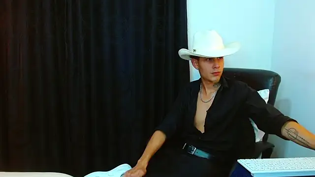 Bastiaan 28 online show from March 24, 2026, 2:22 am