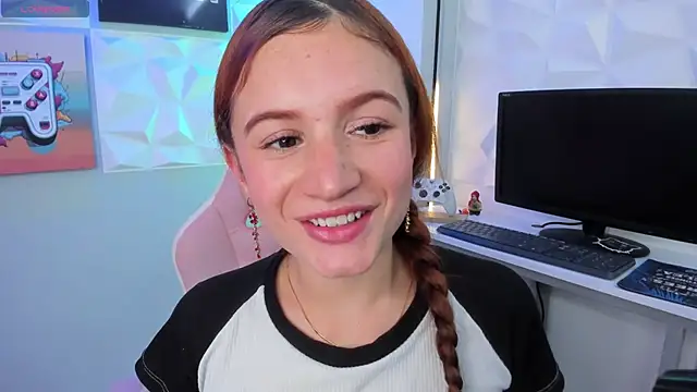 AdelaineBest online show from March 7, 2025, 1:20 am