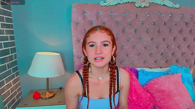 AdelaineBest online show from September 11, 2025, 8:09 pm