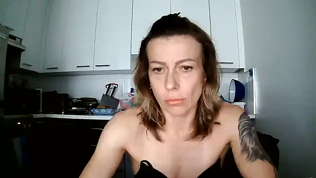 anechka1 online show from June 30, 2026, 4:40 pm