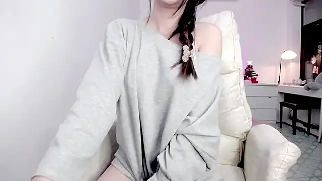  OMO  online show from February 8, 2025, 5:08 pm