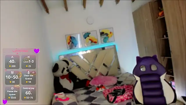 Charming J online show from December 5, 2025, 6:34 am