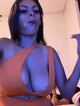 Snapshot of canderodrig777 chatting on January 13, 2025, 5:12 pm canderodrig777 online show from January 13, 2025, 5:12 pm