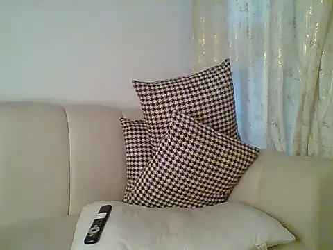 Snapshot of Saintadushe chatting on October 20, 2025, 1:33 pm Saintadushe online show from October 20, 2025, 1:33 pm