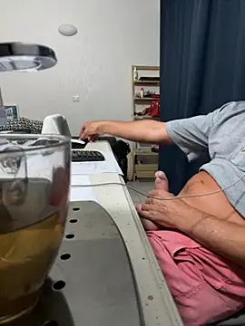 Alexwawapl online show from October 17, 2025, 8:10 pm