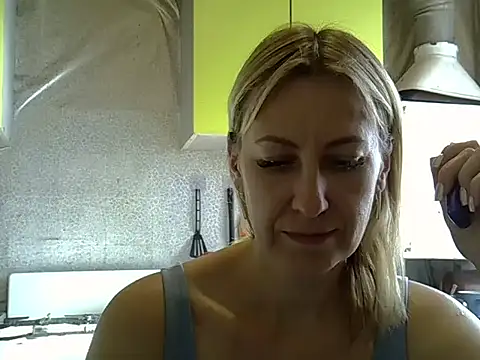 AshleyXHoney online show from September 9, 2025, 6:34 am