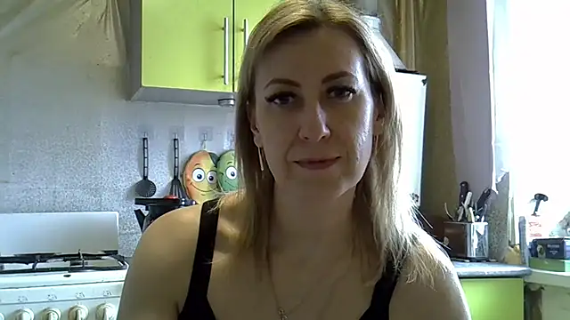 AshleyXHoney online show from March 19, 2025, 10:44 am