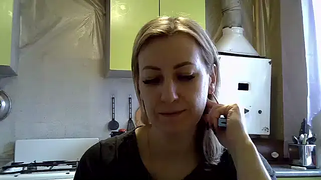 AshleyXHoney online show from January 14, 2025, 9:35 am