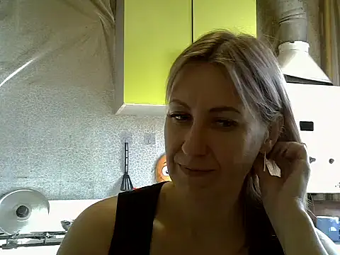 AshleyXHoney online show from September 16, 2025, 6:47 am