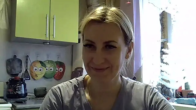 AshleyXHoney online show from December 31, 2024, 8:15 am