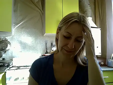 AshleyXHoney online show from September 30, 2025, 6:52 am