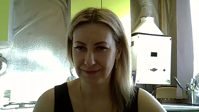 AshleyXHoney online show from February 27, 2025, 7:08 am