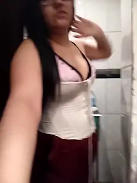 ladygmusic online show from November 26, 2025, 11:16 pm