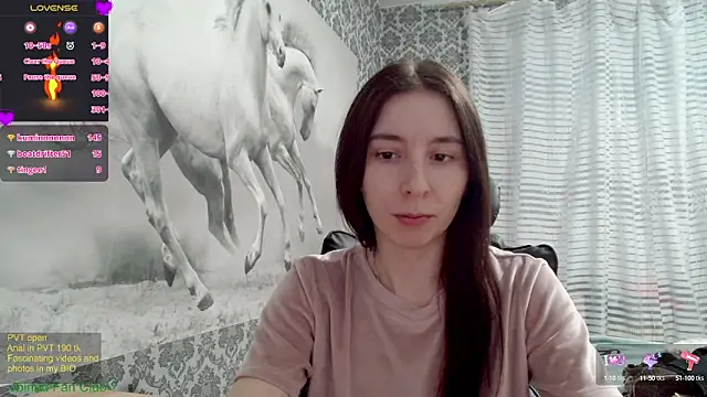 Wowpornoo online show from February 17, 2025, 3:55 pm