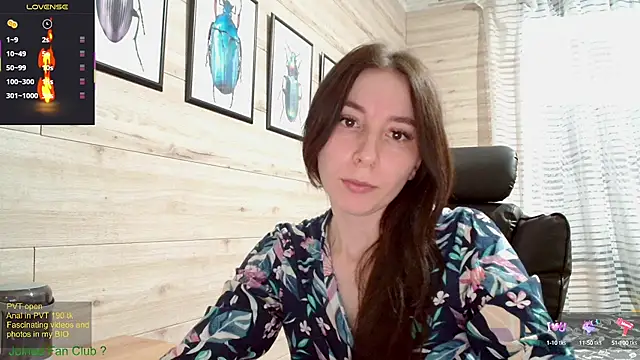 Wowpornoo online show from March 18, 2025, 11:00 am