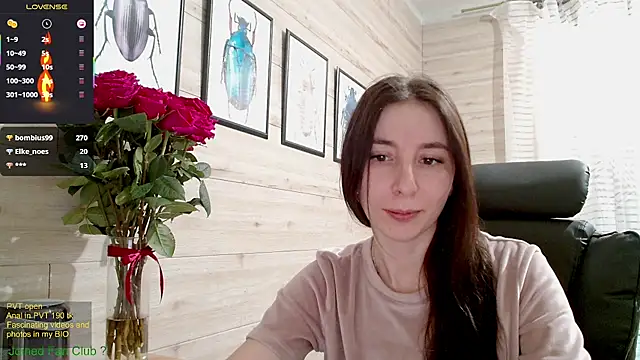 Wowpornoo online show from March 12, 2025, 11:43 am