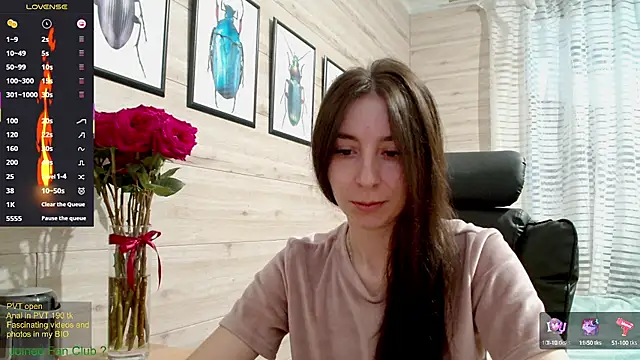 Wowpornoo online show from March 13, 2025, 12:24 pm