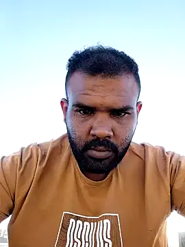 ListedLoin online show from October 9, 2025, 5:30 am