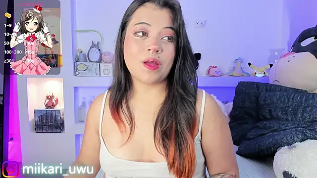 Ahri Elderwood online show from March 17, 2025, 3:36 am