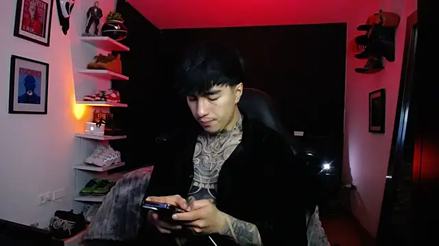 jung dragon online show from November 25, 2025, 6:58 am