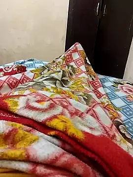 myhot1551 online show from April 8, 2026, 11:50 pm