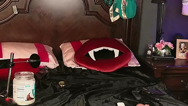 MeghanMarley online show from October 18, 2025, 5:09 am