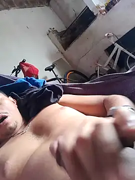 Snapshot of luissilva0071 chatting on March 19, 2025, 11:28 am luissilva0071 online show from March 19, 2025, 11:28 am