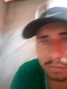 Snapshot of luissilva0071 chatting on January 16, 2026, 1:37 pm luissilva0071 online show from January 16, 2026, 1:37 pm