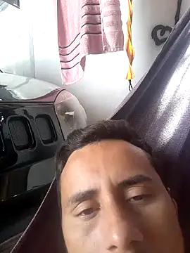 Snapshot of luissilva0071 chatting on February 1, 2025, 5:05 pm luissilva0071 online show from February 1, 2025, 5:05 pm