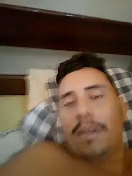 Snapshot of luissilva0071 chatting on November 24, 2025, 12:38 pm luissilva0071 online show from November 24, 2025, 12:38 pm