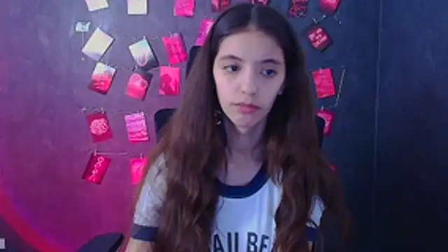 Aishell  online show from November 27, 2025, 12:38 pm