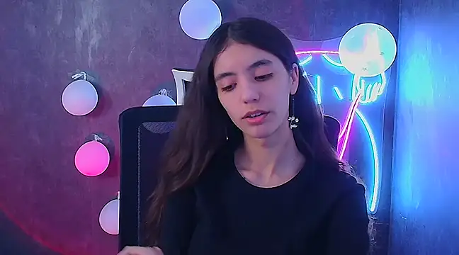 Aishell  online show from February 26, 2025, 3:43 pm