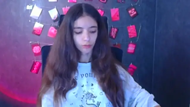 Aishell  online show from November 25, 2025, 6:25 am