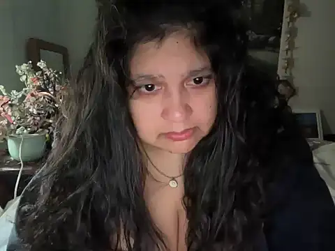 MelanieFawker online show from November 28, 2025, 5:46 pm