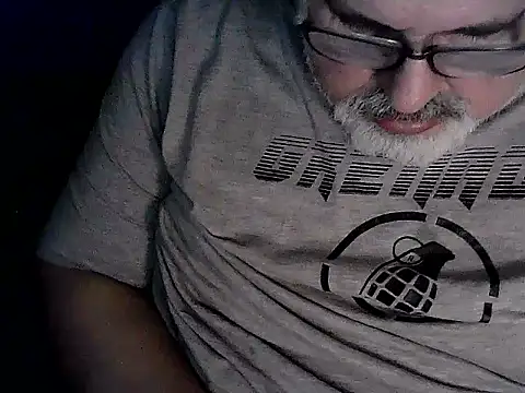 cashot58 online show from October 9, 2025, 6:19 pm